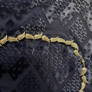 Sterling silver necklace it weighs 22.75 grams